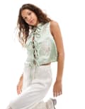 [Reclaimed Vintage] Reclaimed Vintage tie front top with lace detail-Green 6 green