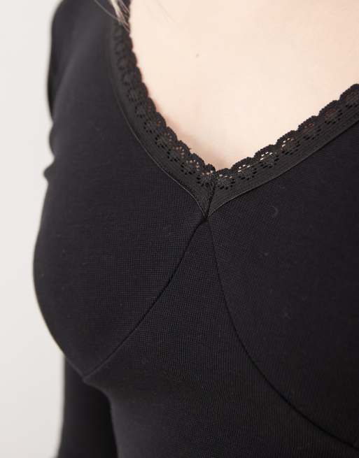 Reclaimed Vintage - Top à manches longues avec col V bordé de dentelle - Noir , 3 de 4