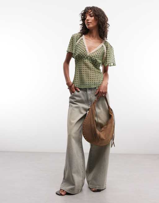 Reclaimed Vintage top da tè in chiffon con stampa a pois, 2 di 4