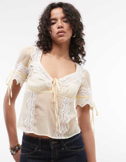 Reclaimed Vintage - Top en mousseline bordé de dentelle - Crème