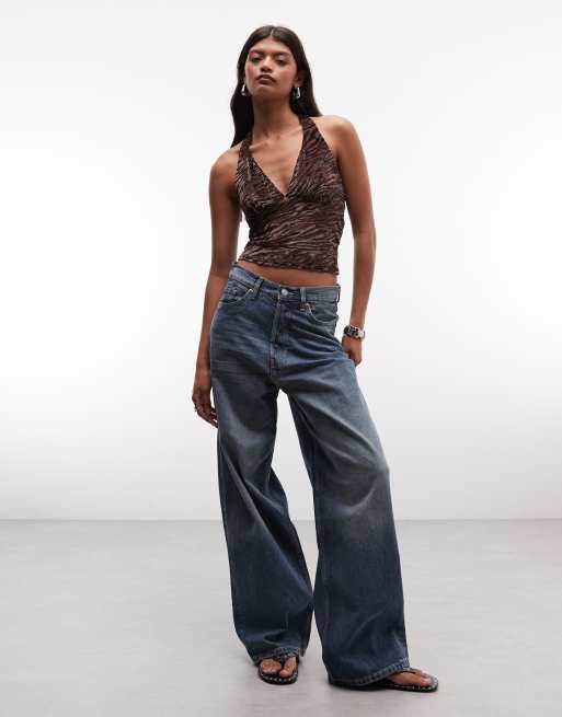 Reclaimed Vintage - top halter de malla flocada marrón, 2 de 4