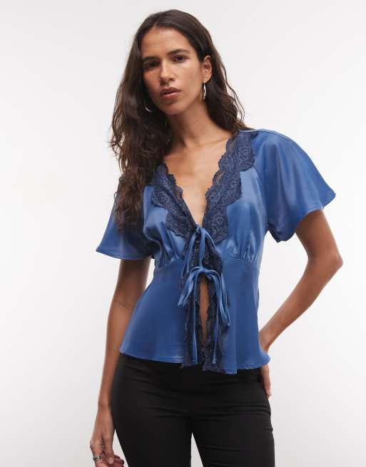 Reclaimed Vintage Top mit Bindung vorn und Spitzenbesatz in Blau, 2 von 4