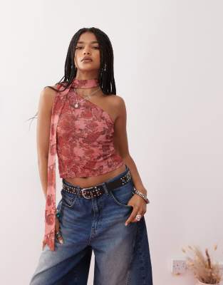 Reclaimed Vintage - Top mit One-Shoulder-Träger, Zipfelsaum und Paisleymuster-Rosa