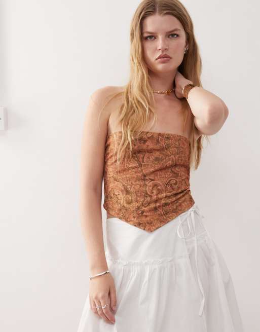 Reclaimed Vintage – Top o fasonie chusty z wiązaniem na plecach w kolorowy wzór paisley
