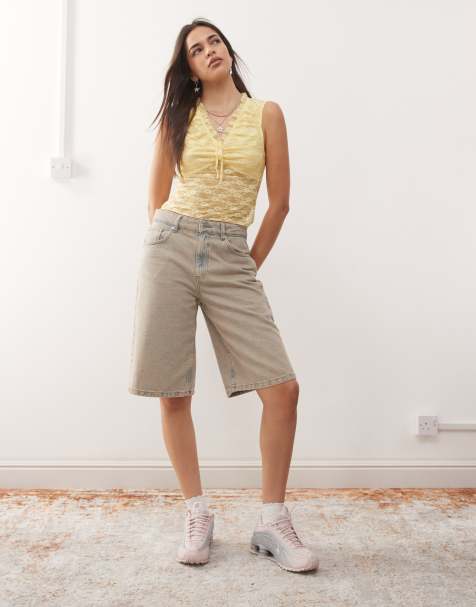 Reclaimed Vintage - Top senza maniche giallo burro in pizzo con laccio - view 1