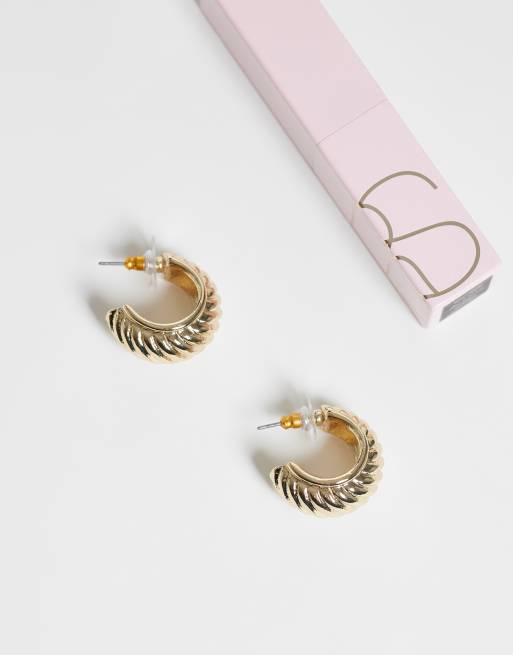 Reclaimed Vintage twisted chunky hoops in gold, 2 of 4