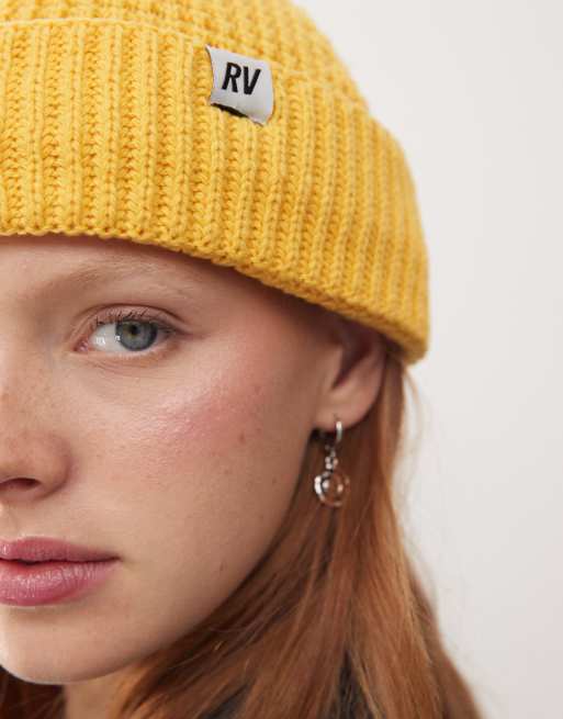 Reclaimed Vintage - Uniseks beanie met logo en wafelstructuur in mosterdgeel, 2 van 4