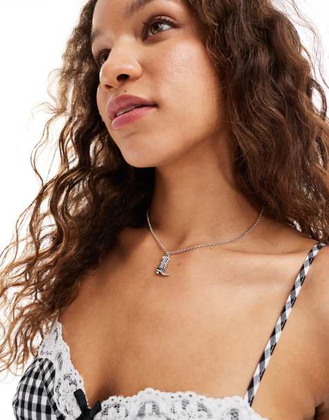 Reclaimed Vintage - Uniseks halsketting met hangertje in vorm van western cowboylaars in zilver - view 1