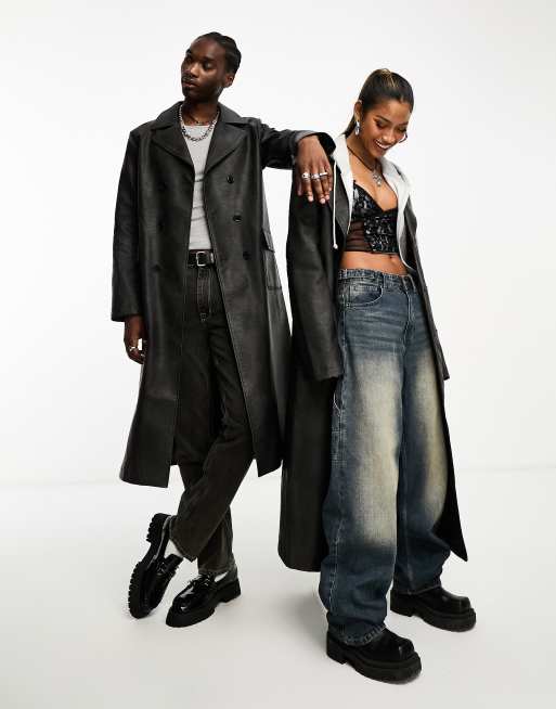 Reclaimed Vintage - Uniseks lange trenchcoat van imitatieleer in zwart