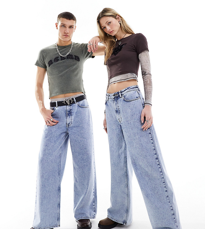 Reclaimed Vintage unisex 90s loose fit jean in light blue