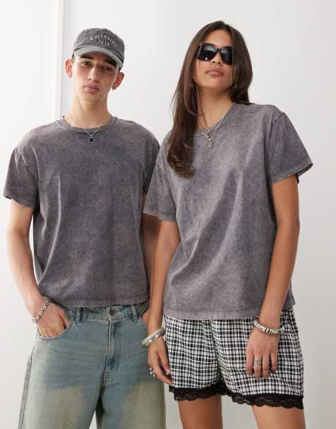 Reclaimed Vintage unisex acid wash cropped boxy tshirt in charcoal - view 1
