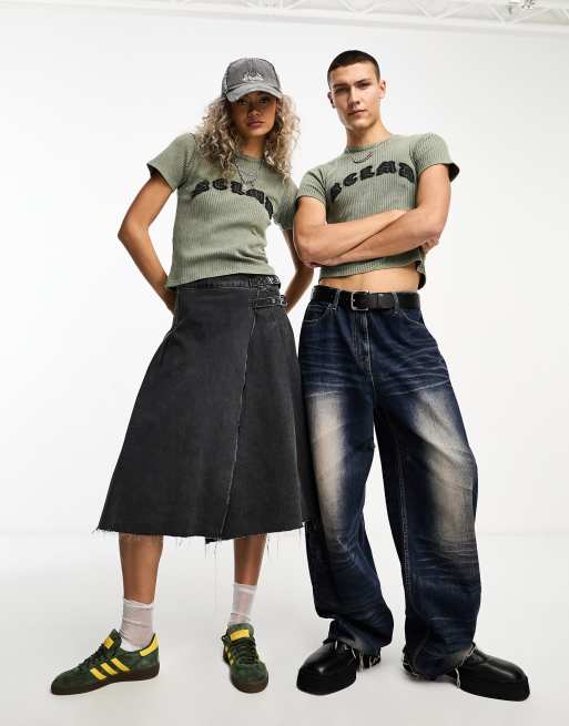 Reclaimed Vintage unisex applique shrunken tee in rib in washed khaki, 3 of 4