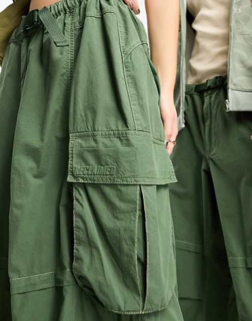 Reclaimed Vintage unisex baggy tech parachute cargos in khaki, 3 of 4