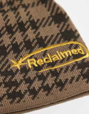 Reclaimed Vintage Unisex Beanie With Star And Branding In Brown