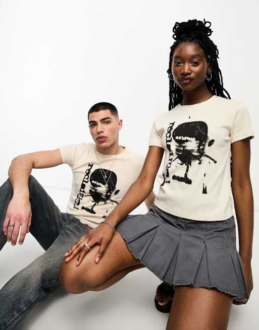 Reclaimed Vintage unisex blurred faces graphic shrunken t-shirt in ecru