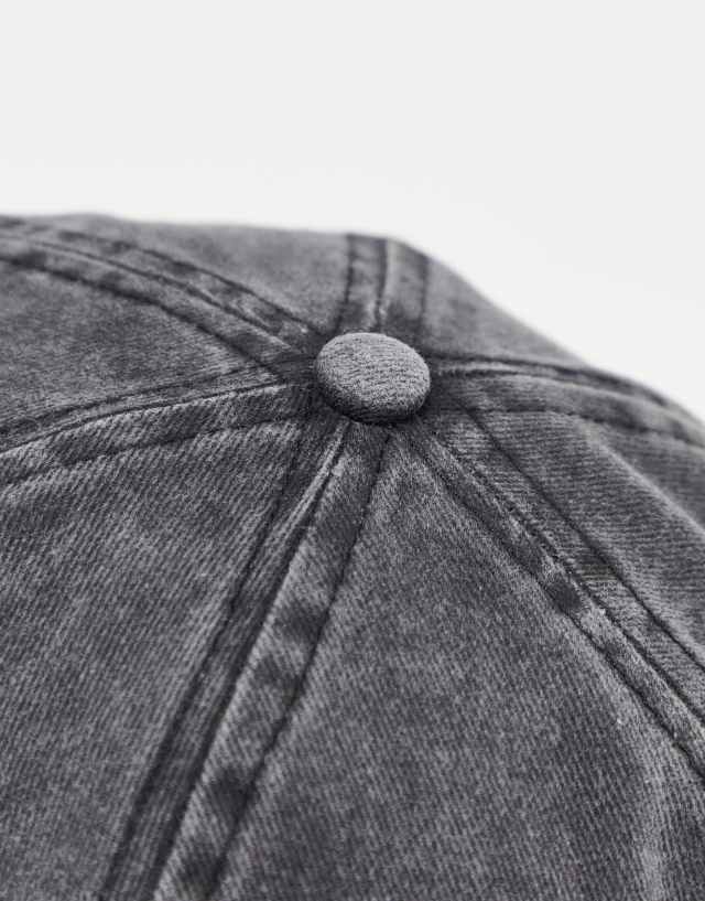 Reclaimed Vintage unisex branded cap in washed charcoal 2