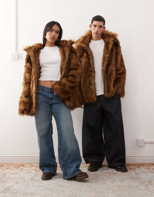 Reclaimed Vintage Unisex – Brązowa kurtka oversize z kapturem ze sztucznego futra