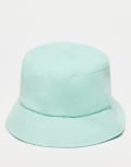 [Reclaimed Vintage] Reclaimed Vintage unisex bucket hat in mint green towelling-Neutral One Size turquoise