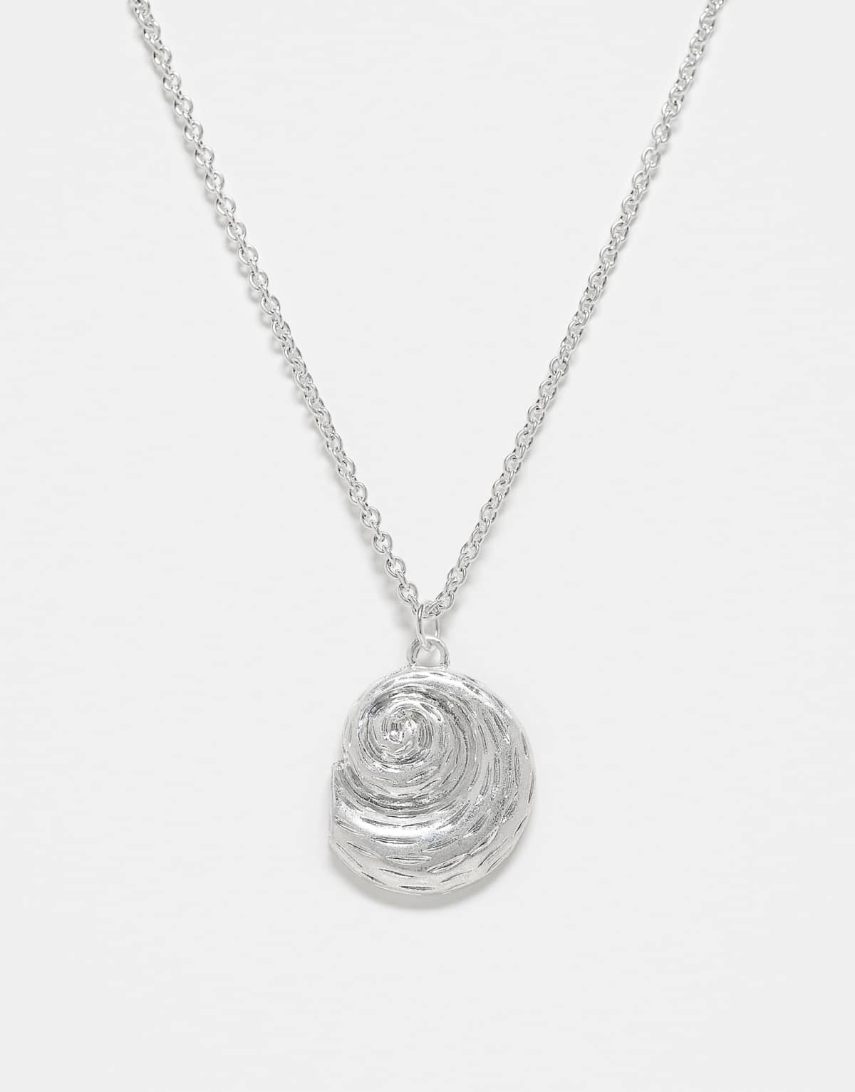 Reclaimed Vintage unisex chain with shell pendant in silver