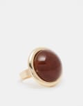 [Reclaimed Vintage] Reclaimed Vintage unisex circle ring with stone in red-Gold L gold
