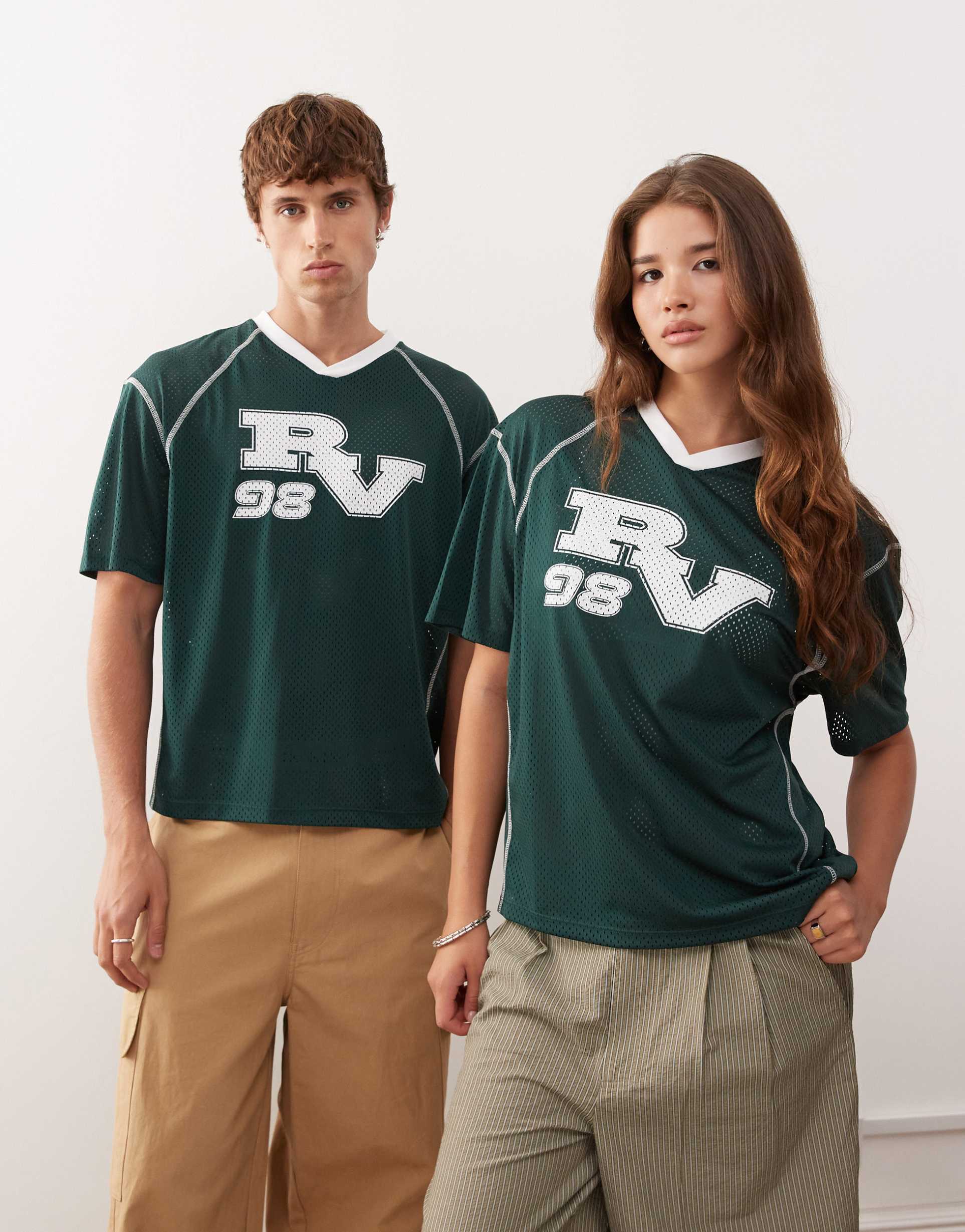 reclaimed vintage unisex cropped boxy airtex soccer t-shirt in forest green