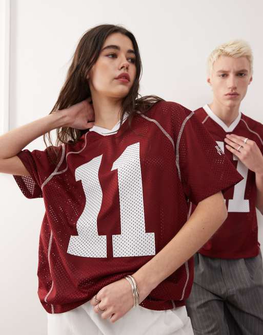Reclaimed Vintage unisex cropped boxy airtex t-shirt in burgundy