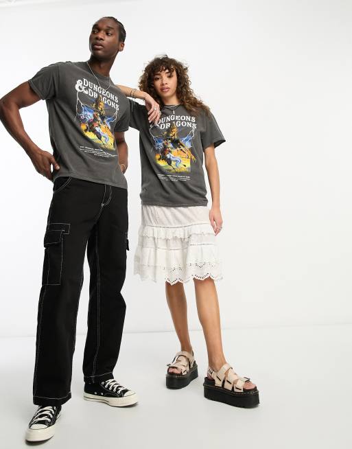 Reclaimed Vintage unisex Dungeons and Dragons licensed t-shirt in charcoal , 4 of 4