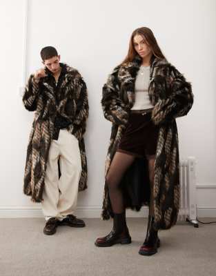 unisex faux fur jacket in animal print-Multi