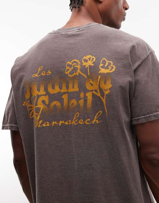 Reclaimed Vintage unisex grafisk T-shirt i chokolade, 3 af 4