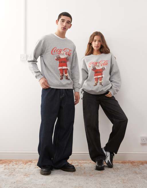 Reclaimed Vintage - Unisex - Gråmeleret sweatshirt med licenseret Coca-Cola-juleprint, 2 af 4