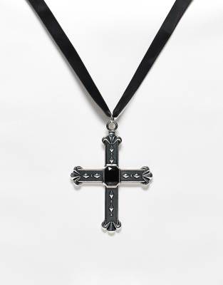Reclaimed Vintage - Unisex - Halloween - Stort kors med sort bånd
