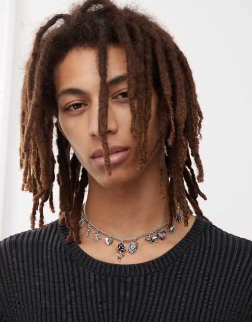 Reclaimed Vintage - Unisex - Halskæde med sjove vedhæng i blandet sølvfarve