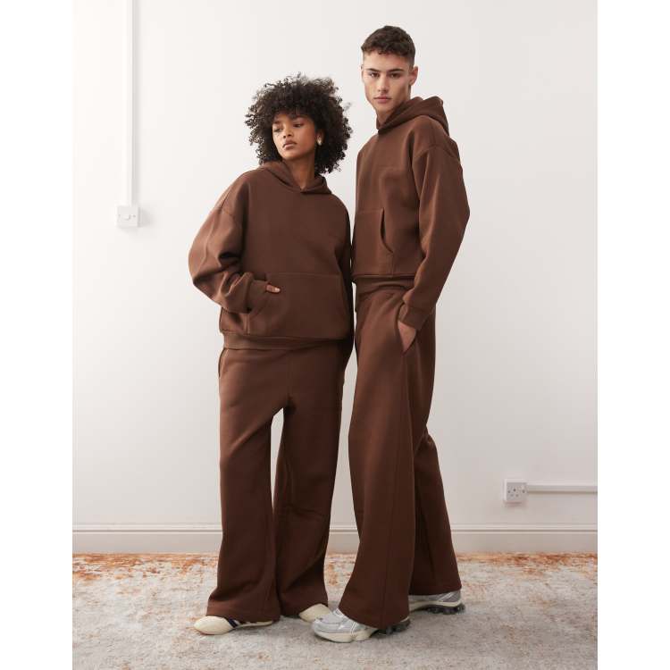 209628045-1-brown?$n_750w$&wid