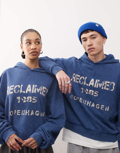 Reclaimed Vintage - Unisex hoodie met print in marineblauw met wassing - view 1