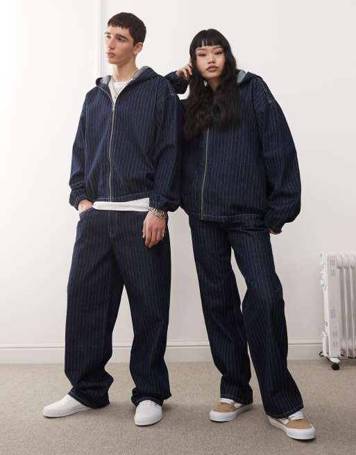 Reclaimed Vintage – Unisex-Jeans in Indigoblau mit Nadelstreifen, Kombiteil