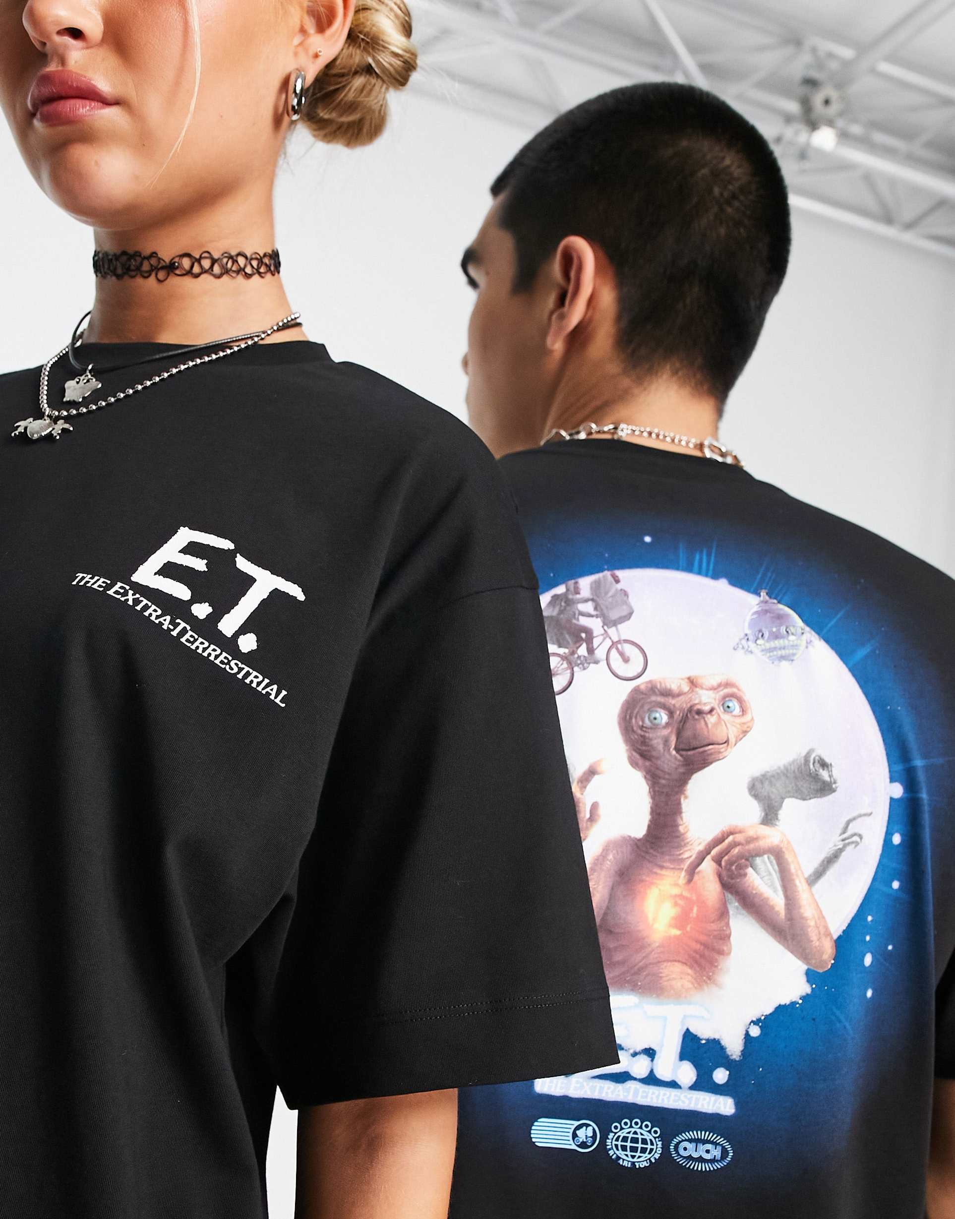 Reclaimed Vintage unisex licensed ET t-shirt in black