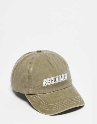 Reclaimed Vintage - Unisex - Logo-Kappe in verwaschenem Khaki mit Logo-Grün