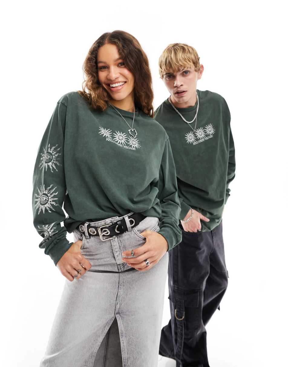 Reclaimed Vintage unisex lunar moon skate tee in khaki 1