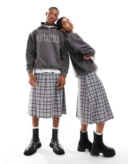 Reclaimed Vintage – Unisex – Oversize-Kapuzenpullover in verwaschenem Anthrazit mit Logo
