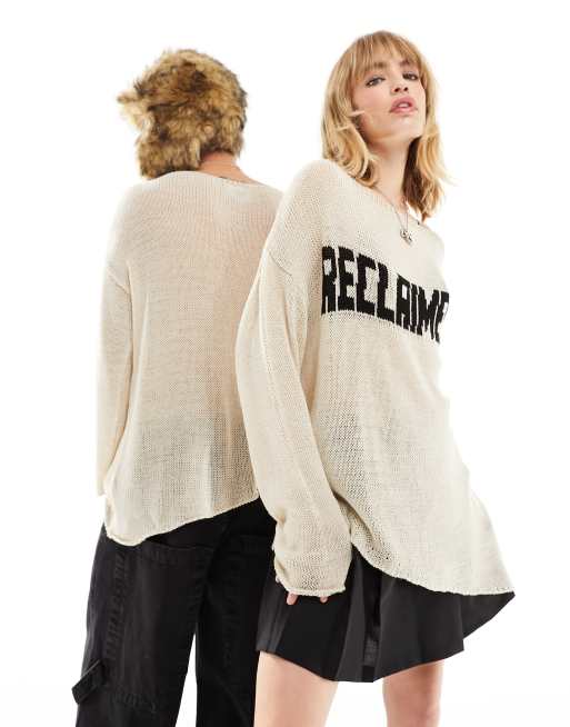 Reclaimed Vintage – Unisex-Oversize-Pullover in Cremeweiß mit Logo