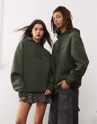 Reclaimed Vintage Reclaimed Vintage unisex oversized hoodie with logo in khaki-Green