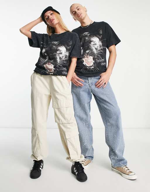 Reclaimed Vintage unisex oversized panther print t-shirt in black, 2 of 4