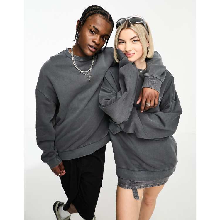Reclaimed Vintage unisex oversized sweat in washed charcoal