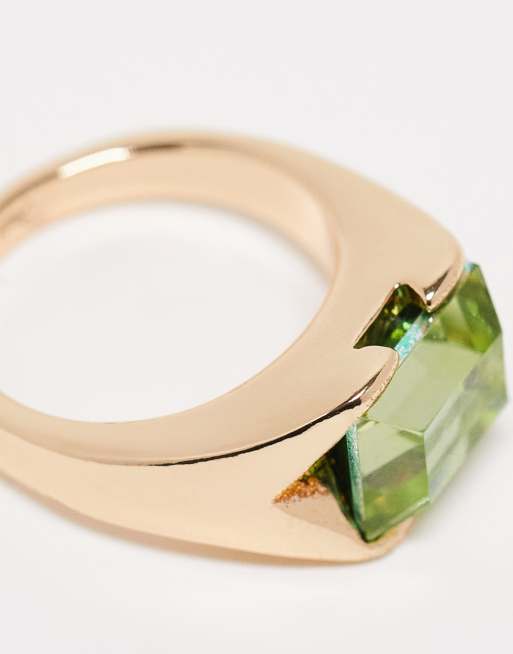 Reclaimed Vintage unisex pinky ring in gold ASOS
