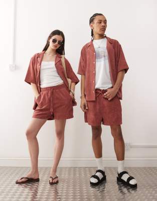 Reclaimed Vintage - Unisex-Shorts aus Cord in Rosa