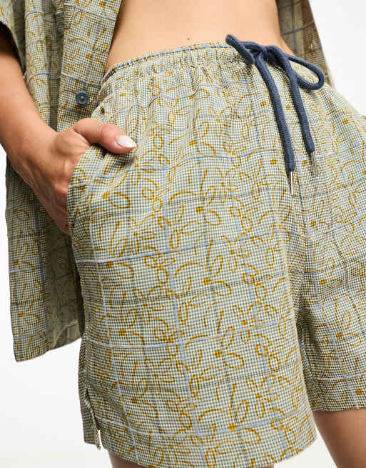 H&m snake print discount shorts