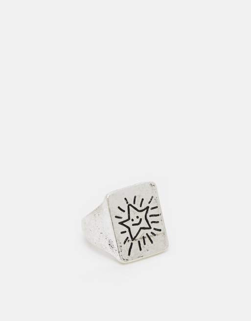 Reclaimed Vintage – Unisex – Silvrig, borstad ring med ritad stjärna