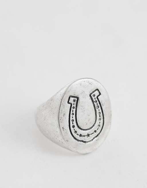 Reclaimed Vintage - Unisex - Sølvfarvet ring med tegnet hestesko-design