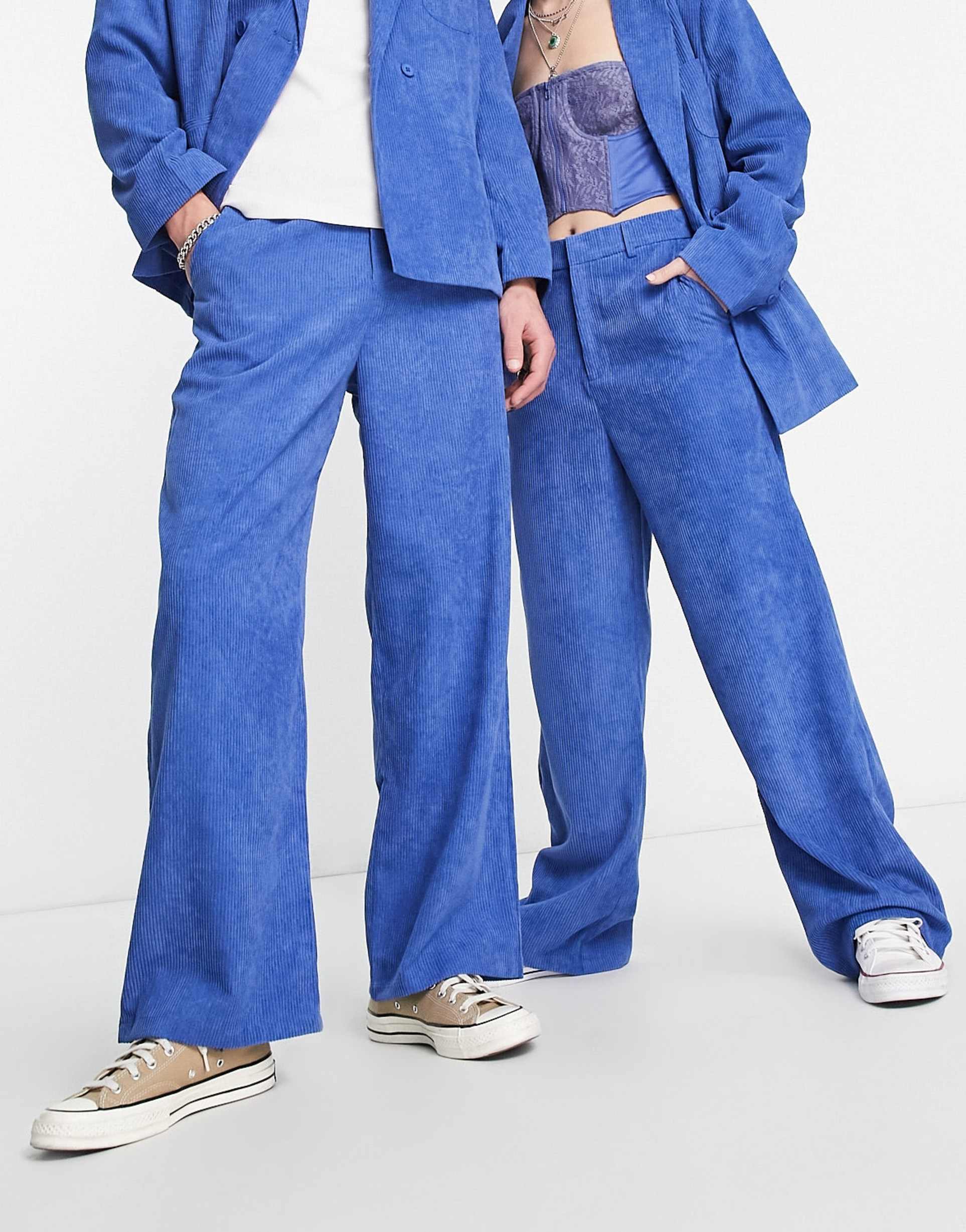 Reclaimed Vintage unisex straight leg trouser in blue cord view 3