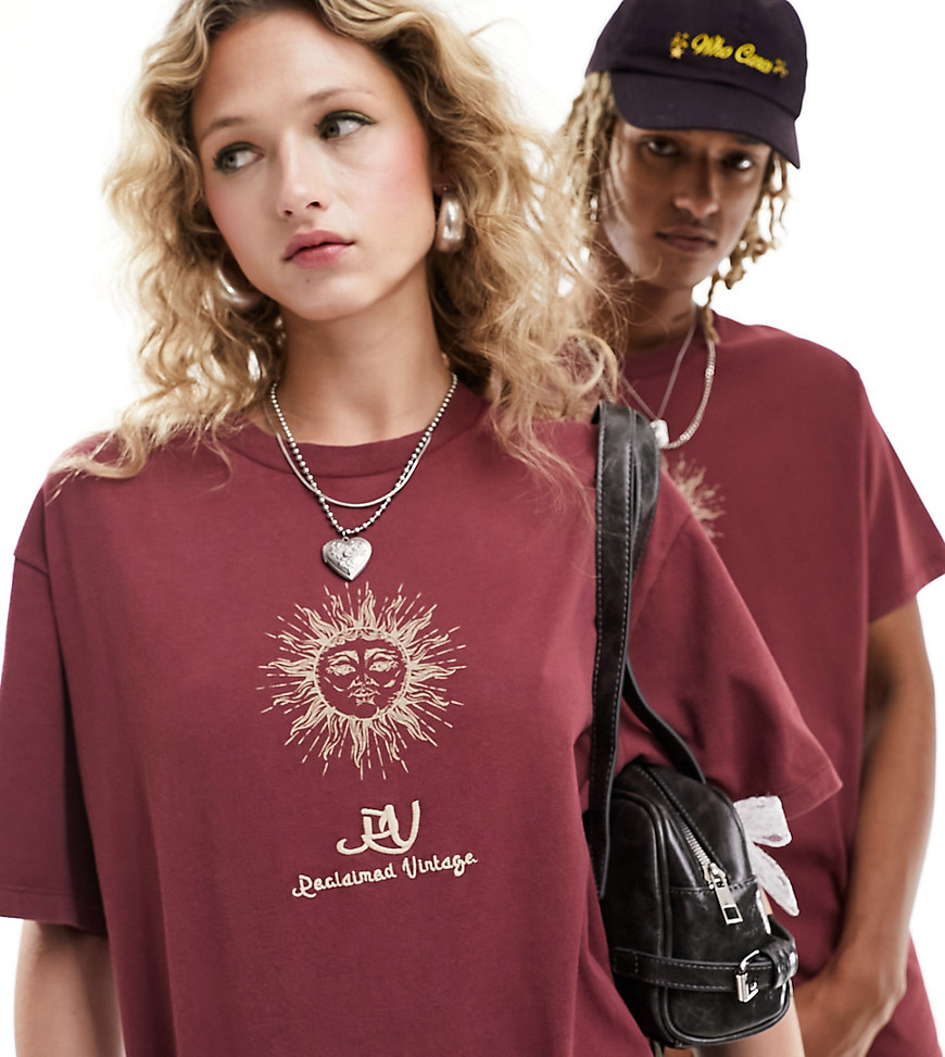 Reclaimed Vintage unisex sun embroidered logo t-shirt in burgundy